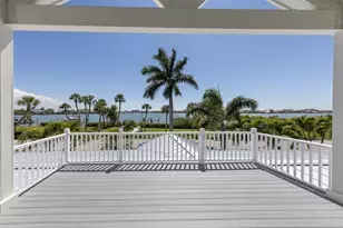 212 Sunrise Dr, Nokomis, FL 34275 - Photo 10