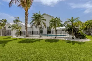 212 Sunrise Dr, Nokomis, FL 34275 - Photo 58