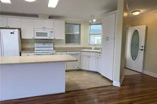 724 Blackburn Blvd, North Port, FL 34287 - Photo 6