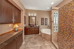 411 Wellington Ct, Venice, FL 34292 - Photo 18