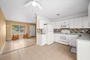 5083 Escalante Dr, North Port, FL 34287 - Photo 8