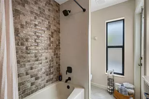 440 Palmetto Ct, Venice, FL 34285 - Photo 32