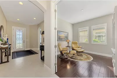 10407 Medjool Drive, Venice, FL 34293 - Photo 8