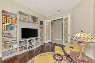 10407 Medjool Dr, Venice, FL 34293 - Photo 10