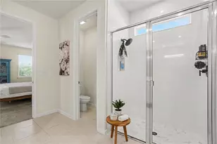 18065 Grand Prosperity Dr, Venice, FL 34293 - Photo 14