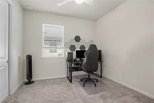 18065 Grand Prosperity Dr, Venice, FL 34293 - Photo 16