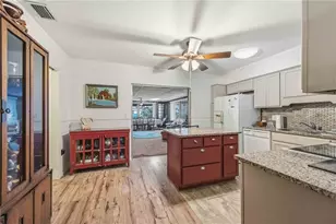 913 Church St, Venice, FL 34285 - Photo 14