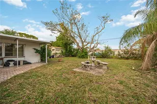 913 Church St, Venice, FL 34285 - Photo 36