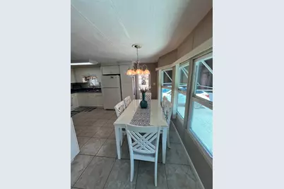 820 Trento, Venice, FL 34285 - Photo 16