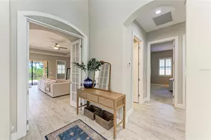 10363 Medjool Dr, Venice, FL 34293 - Photo 8