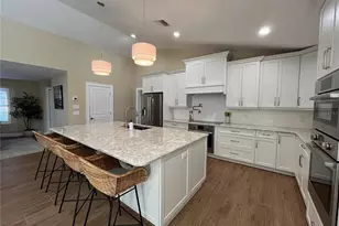 15 Gulf Manor Dr, Venice, FL 34285 - Photo 20