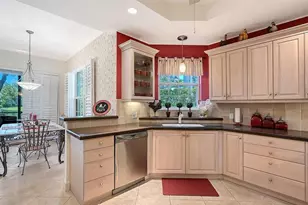 5255 Bouchard Cir, Sarasota, FL 34238 - Photo 16