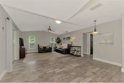 504 Cedarwood Lane, Venice, FL 34293 - Photo 32