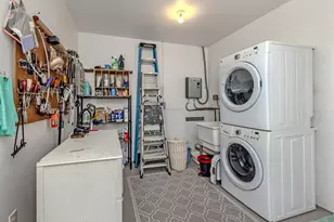 1261 Lakeside Dr, Venice, FL 34293 - Photo 30