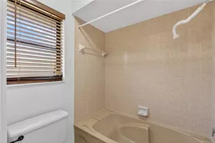 5852 Lincoln Rd, Venice, FL 34293 - Photo 40