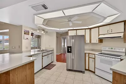 5852 Lincoln Road, Venice, FL 34293 - Photo 12