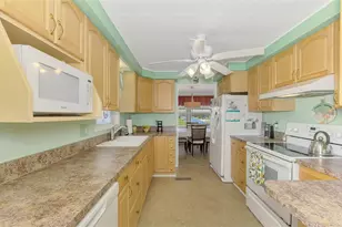 349 Longwood Dr, Venice, FL 34285 - Photo 12