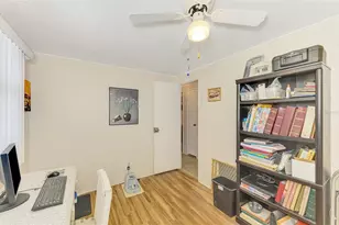 349 Longwood Dr, Venice, FL 34285 - Photo 40