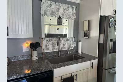 196 Palm Harbor Drive, North Port, FL 34287 - Photo 4