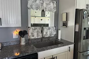 196 Palm Harbor Dr, North Port, FL 34287 - Photo 4