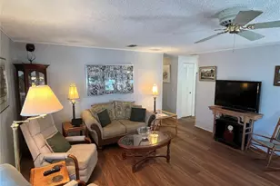 803 Jolanda Cir, Venice, FL 34285 - Photo 12