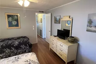 803 Jolanda Cir, Venice, FL 34285 - Photo 30