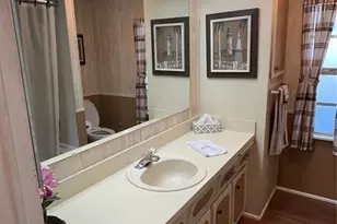 803 Jolanda Cir, Venice, FL 34285 - Photo 24