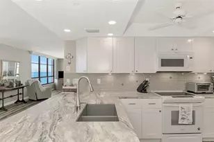 631 Alhambra Rd, Venice, FL 34285 - Photo 16