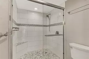 631 Alhambra Rd, Venice, FL 34285 - Photo 40