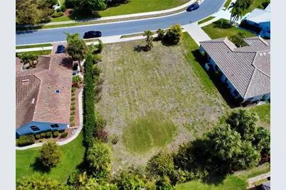 565 Park Estates Square, Venice, FL 34293 - Photo 4