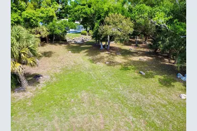 565 Park Estates Square, Venice, FL 34293 - Photo 12