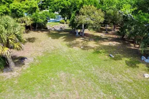 565 Park Estates Square, Venice, FL 34293 - Photo 12