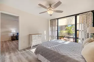 612 Bird Bay Dr S, Venice, FL 34285 - Photo 8