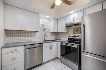 612 Bird Bay Drive S #118, Venice, FL 34285 - Photo 6