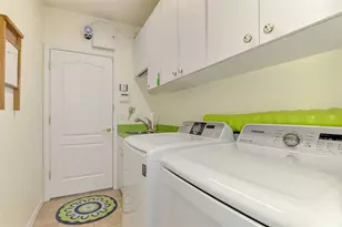 1008 Topelis Dr, Englewood, FL 34223 - Photo 18