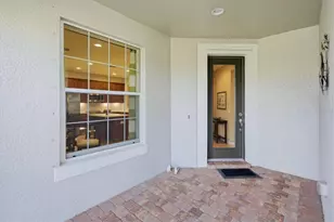 19369 Jacinda St, Venice, FL 34293 - Photo 10