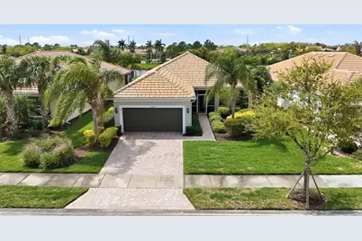 19369 Jacinda Street, Venice, FL 34293 - Photo 2