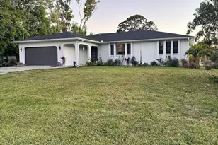 6600 Avenue D, Sarasota, FL 34231 - Photo 2