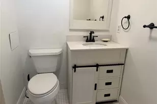 649 Tamiami Trail S, Venice, FL 34285 - Photo 6