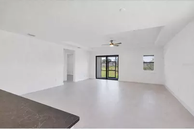 18575 Midsummer Place, Venice, FL 34293 - Photo 10