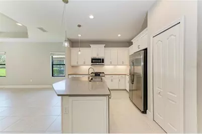 328 Casalino Drive, North Venice, FL 34275 - Photo 10