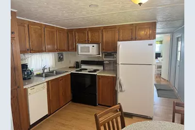 731 Camellia Drive, Venice, FL 34293 - Photo 2