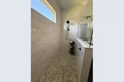 18817 Valleta Avenue, Venice, FL 34293 - Photo 12