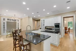 2984 Jeff Myers Cir, Sarasota, FL 34240 - Photo 20