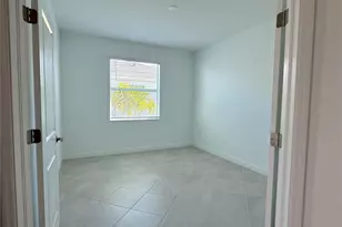 8225 Shr Lk Dr, Englewood, FL 34224 - Photo 12