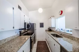 722 White Pine Tree Rd, Venice, FL 34285 - Photo 8