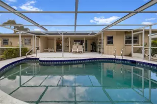 3136 Gulf Gate Dr, Sarasota, FL 34231 - Photo 28