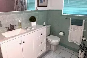 4671 Lemon Bay Dr, Venice, FL 34293 - Photo 10