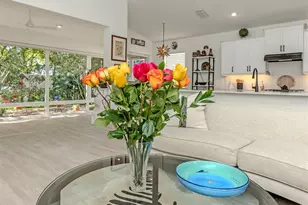 404 Pinewood Lake Dr, Venice, FL 34285 - Photo 16