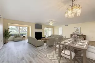 760 Village Cir, Venice, FL 34292 - Photo 10